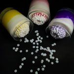 Krāsaina sojas vaska svece ar krizantēmu