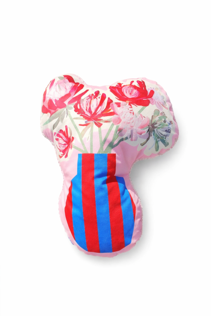 dekoratīvs mīksts spilvens