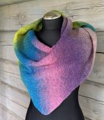 Vilnas lakats violeti zilos toņos