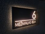 Mājas numura zīme ar LED apgaismojumu un tumsas sensoru - Attēls 16