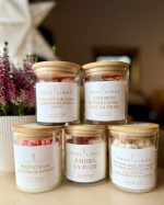 Dabīga sojas vaska svece IEKLAUSIES SIRDĪ - Attēls 3