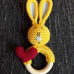 Graužamriņķis mazulim "Zaķis" (dzeltens)