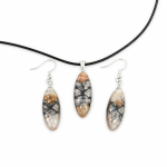 rotu komplekts auskari un kulons