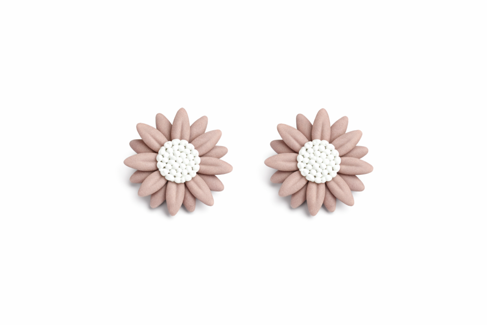 mazi klipšu auskari ziedi