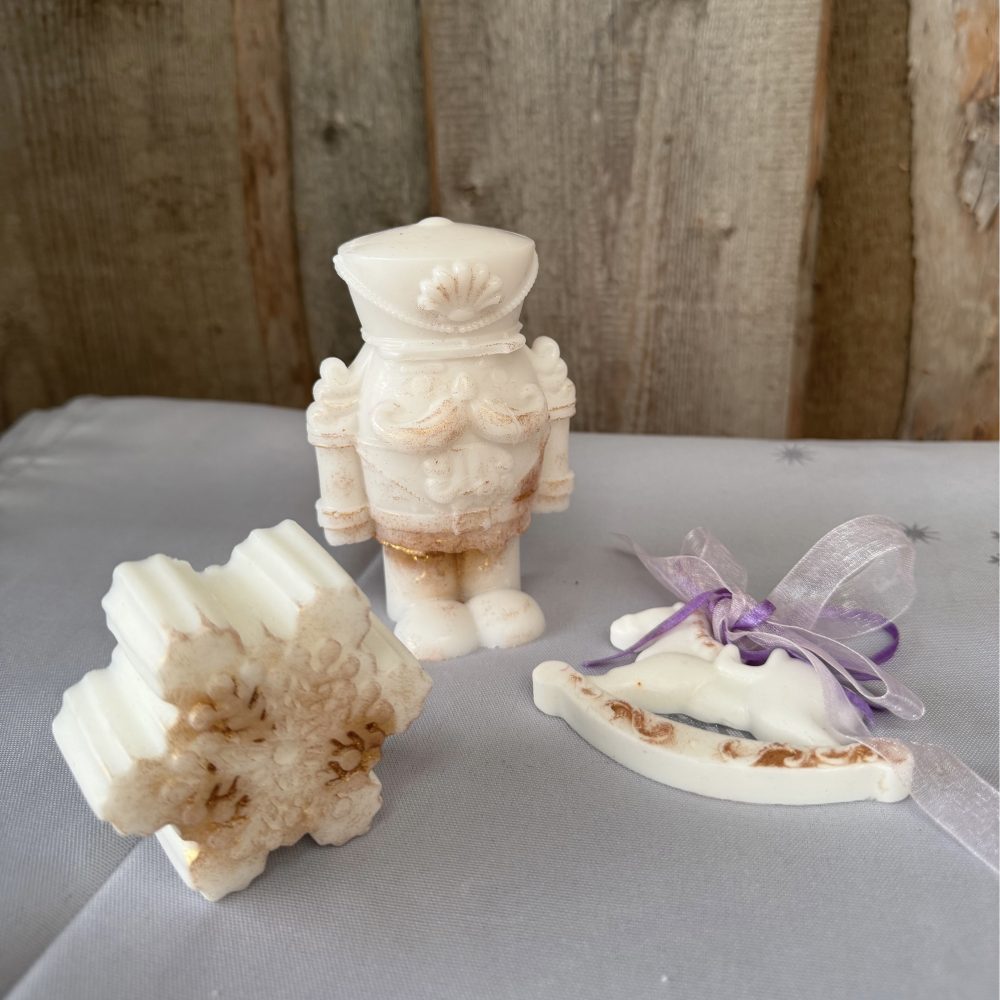 Kazas piena ziepes ZIEMASSVĒTKI, komplekts