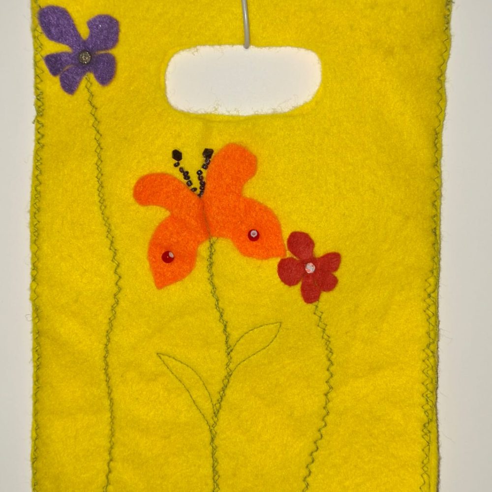 Filca dāvanu maisiņš "Gaidot pavasari"