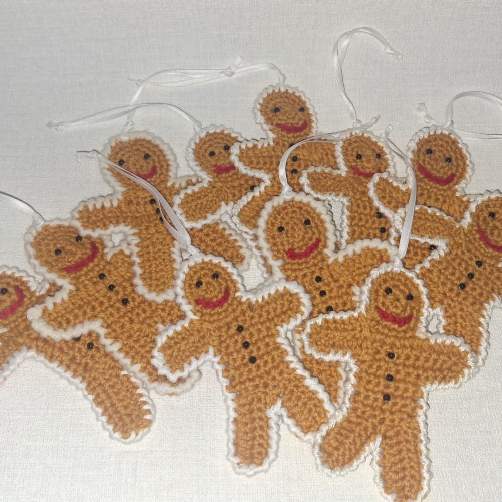 Tamborēts dekors eglītei "Ziemassvētku gardumiņš"