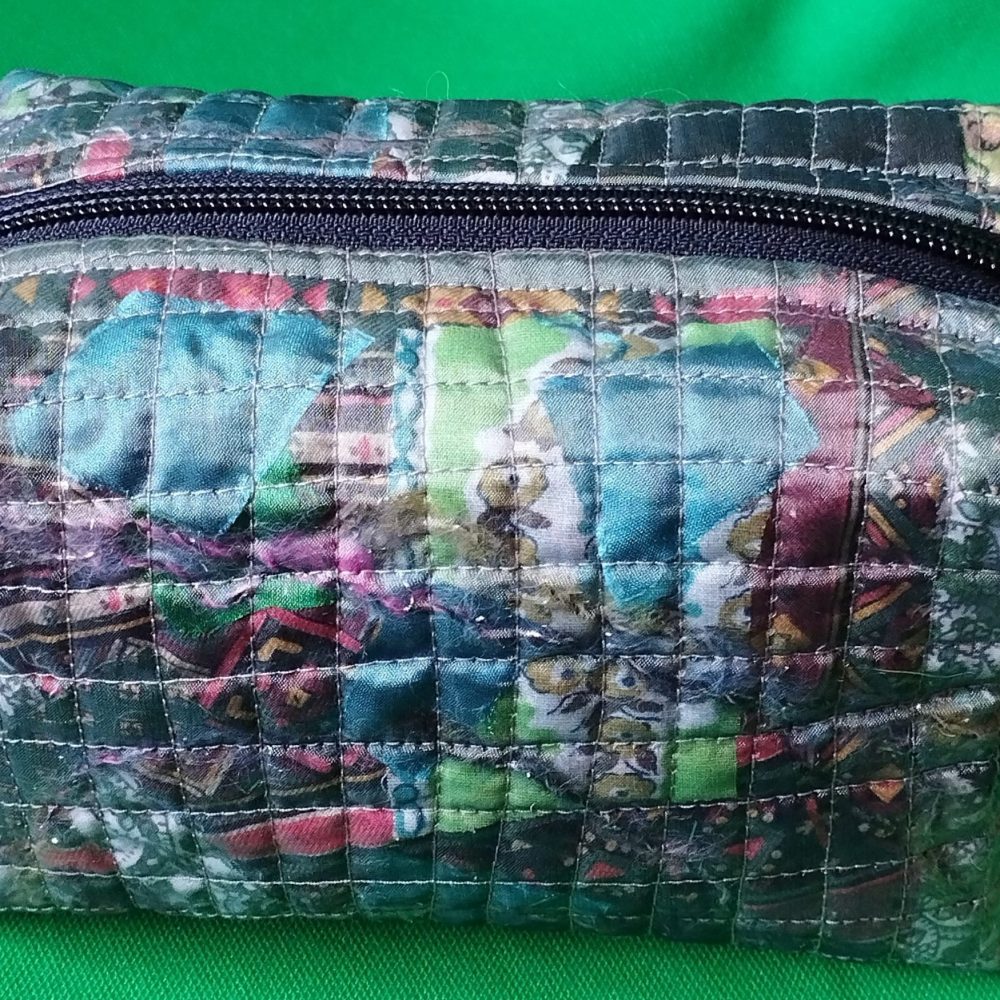 Kosmētikas maciņš "Ielāpiņu mozaīka"