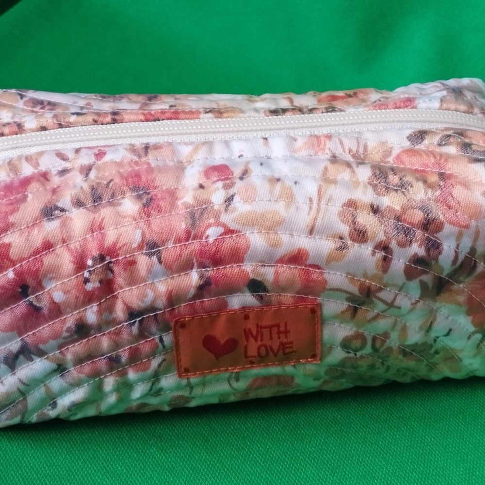 Kosmētikas maciņš "Ziedi"