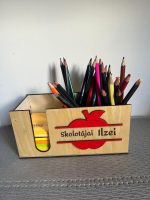 Koka galda organizators ar personalizāciju