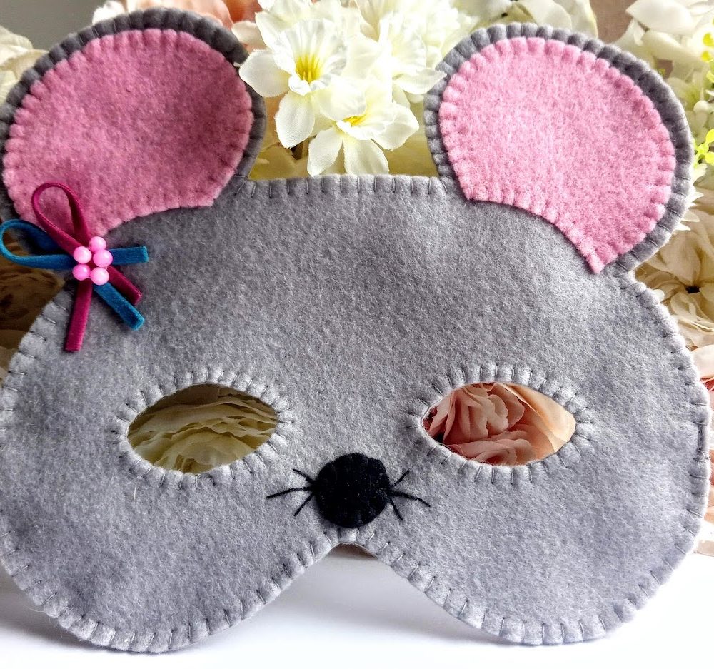 Peles maska ar dekoru