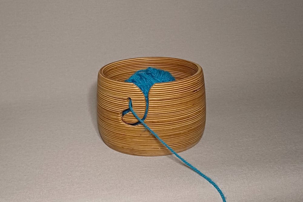 Bļoda kamoliem mazā