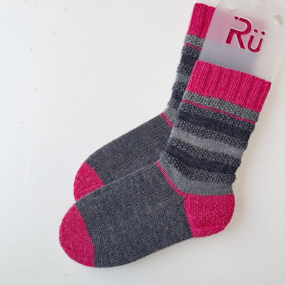 RÜ plānās superzeķes - 40/41 izmērs - Gatavas izsūtīšanai šodien!