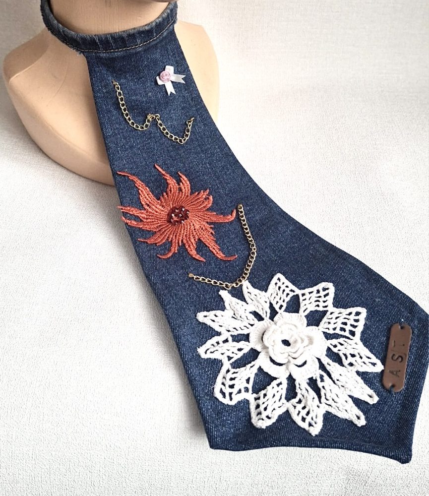 Kaklasaite "Romantika ar klasiku"