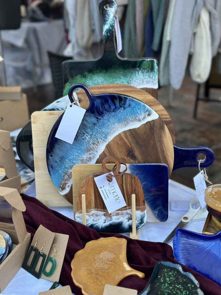 Lielais koka servējamais dēlītis "Okeāna vilnis"