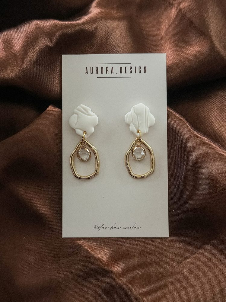 Polimērmāla auskari LUXE