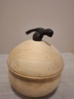 Koka trauks ar vāku - Attēls 2