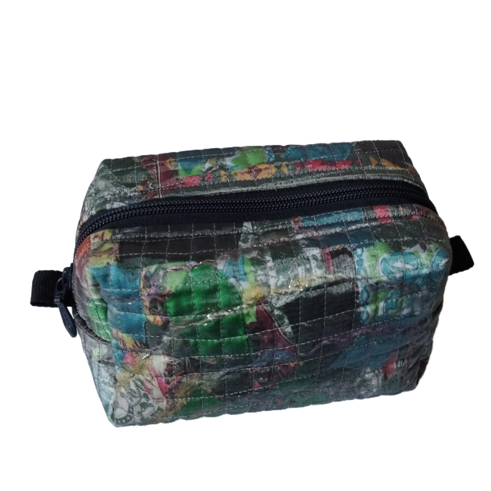 Kosmētikas maciņš "Ielāpiņu mozaīka"