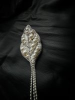 Pērļu broša “Balta lapa” - Attēls 3