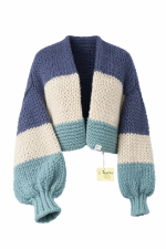 adīta jaka strīpās