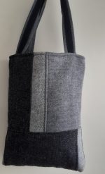 liela vilnas auduma soma pelēka