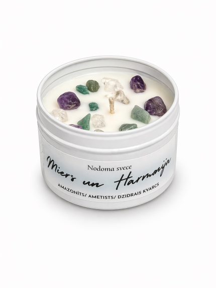 nodoma svece ar aromātu miers un harmonija