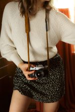 Retro stila ādas kameru siksna- Amber Grain