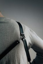 Melna ādas pleca siksna fotogrāfiem - Attēls 2