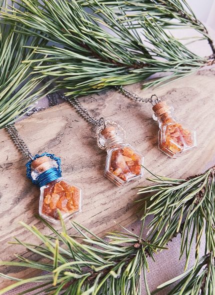 Kaklarotas ķēdīte DZINTARI PUDELĪTĒ