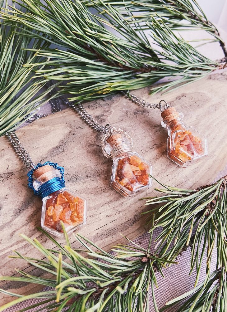 Kaklarotas ķēdīte DZINTARI PUDELĪTĒ