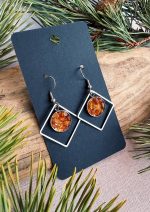 Dzintaru auskari KVADRĀTA ietvarā - Attēls 2