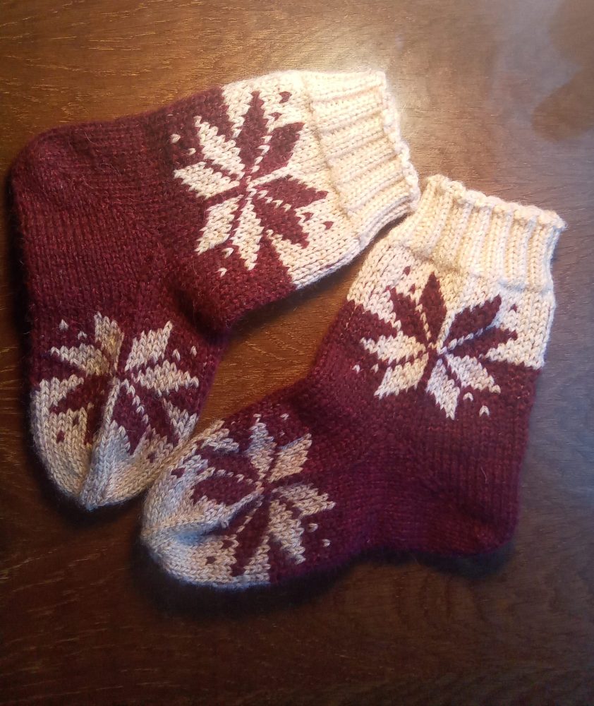 Vilnas zeķes ar auseklīti, 38.izmērs, ar SARKANU