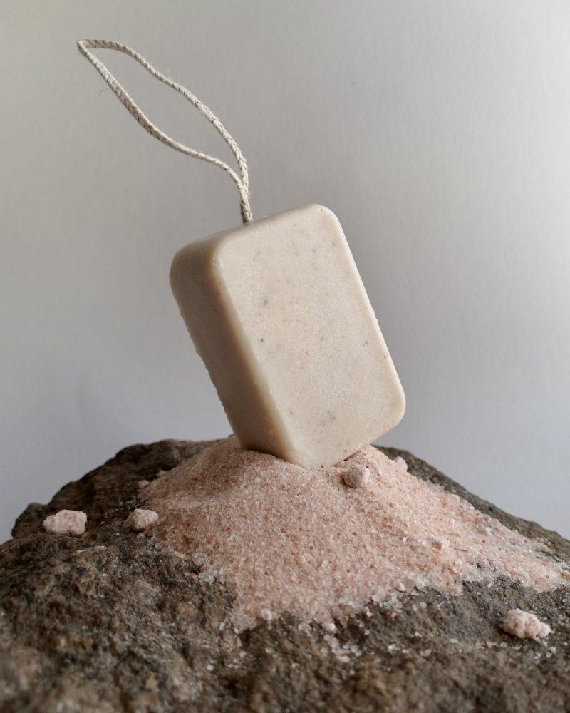 Himalaju sāls ziepes ar aukliņu