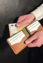 ādas maks roku darbs