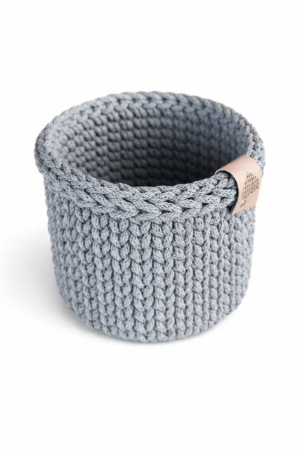 tamborēts auduma groziņš roku darbs