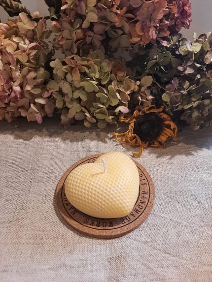 sojas vaska svece sirds