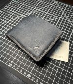 Klasisks salokāms Badalassi Carlo Pueblo ādas maks Navy, roku šūts - Attēls 6