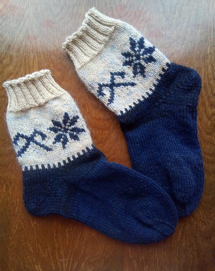 vilnas zeķes ar ausekli