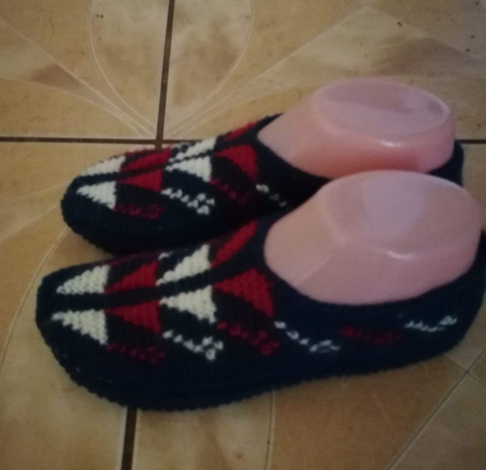 Adītas čības 36./37. izmērs