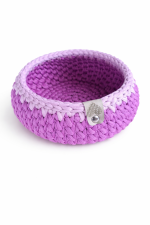 grozs roku darbs ceriņu krāsā