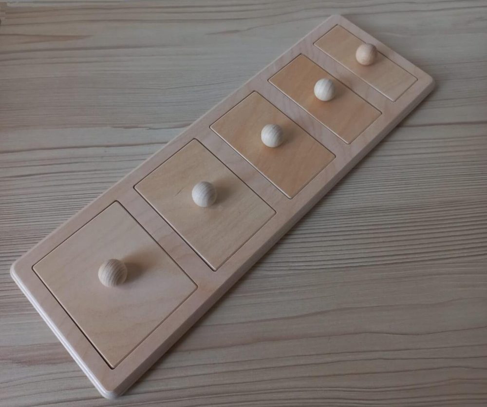 rotaļlieta koka figūru puzle