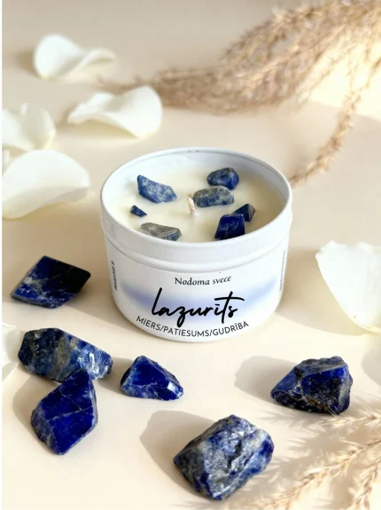 svece ar lazurīta akmeņiem