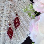 Makrame auskari acs formā ar stikla pērli, 4 krāsas - Attēls 2