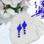 Zili makrame auskari ar stikla pērlēm - Attēls 3