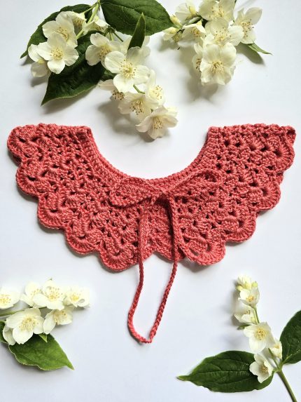 Tamborēta apkakle meitenēm