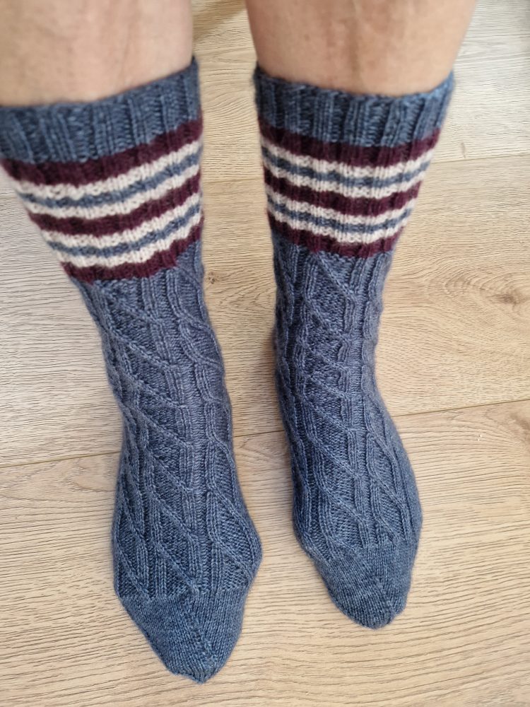 Vīriešu zeķes siltas un mīkstas