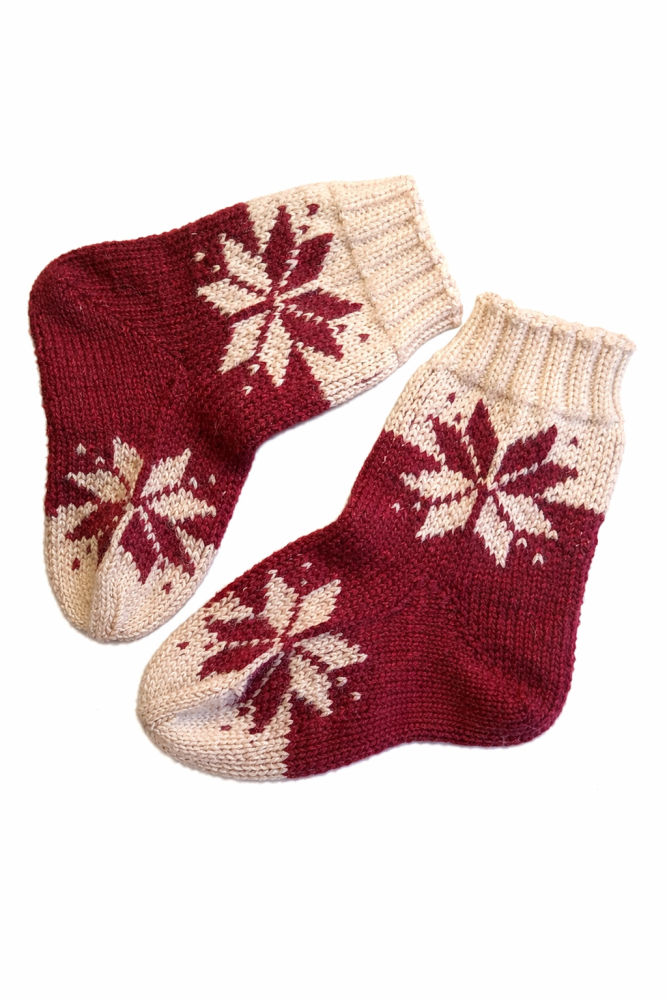 zeķes ar rakstu auseklītis