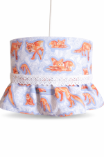 lampa ar abažūru auduma