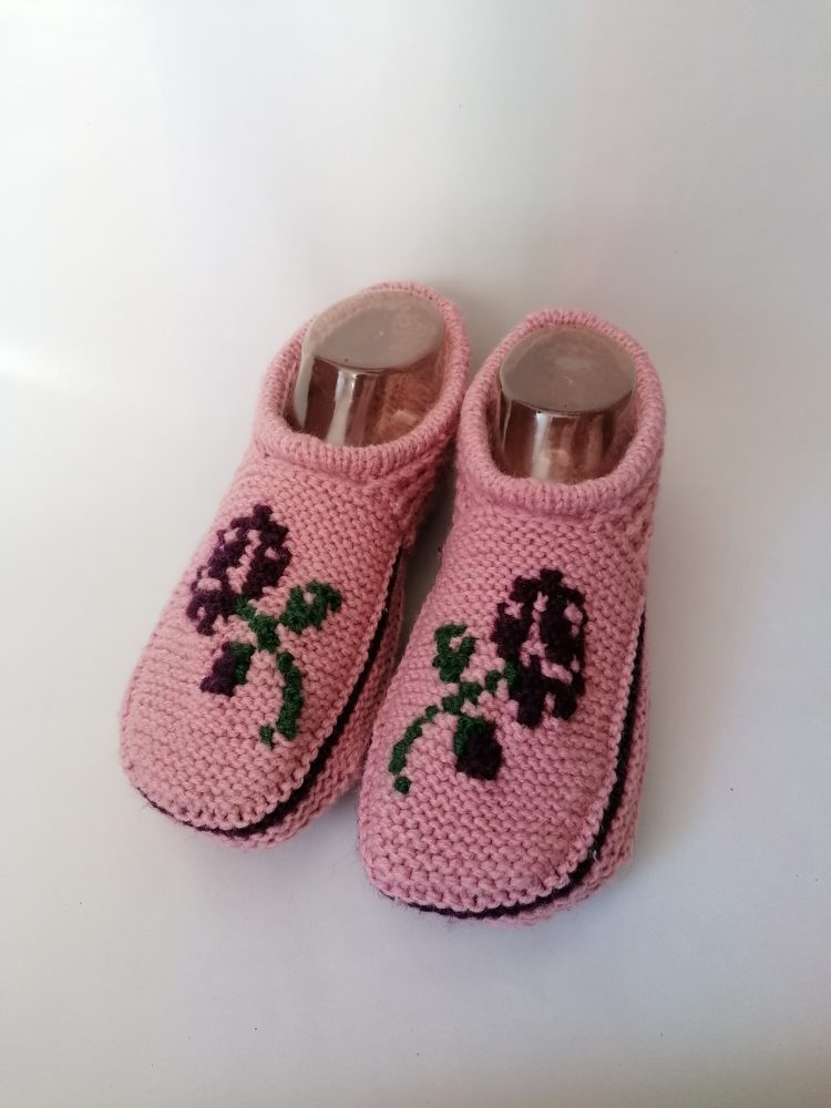 rozā istabas čības