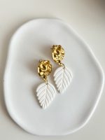 Balti polimērmāla auskari ELYSIA - Attēls 2